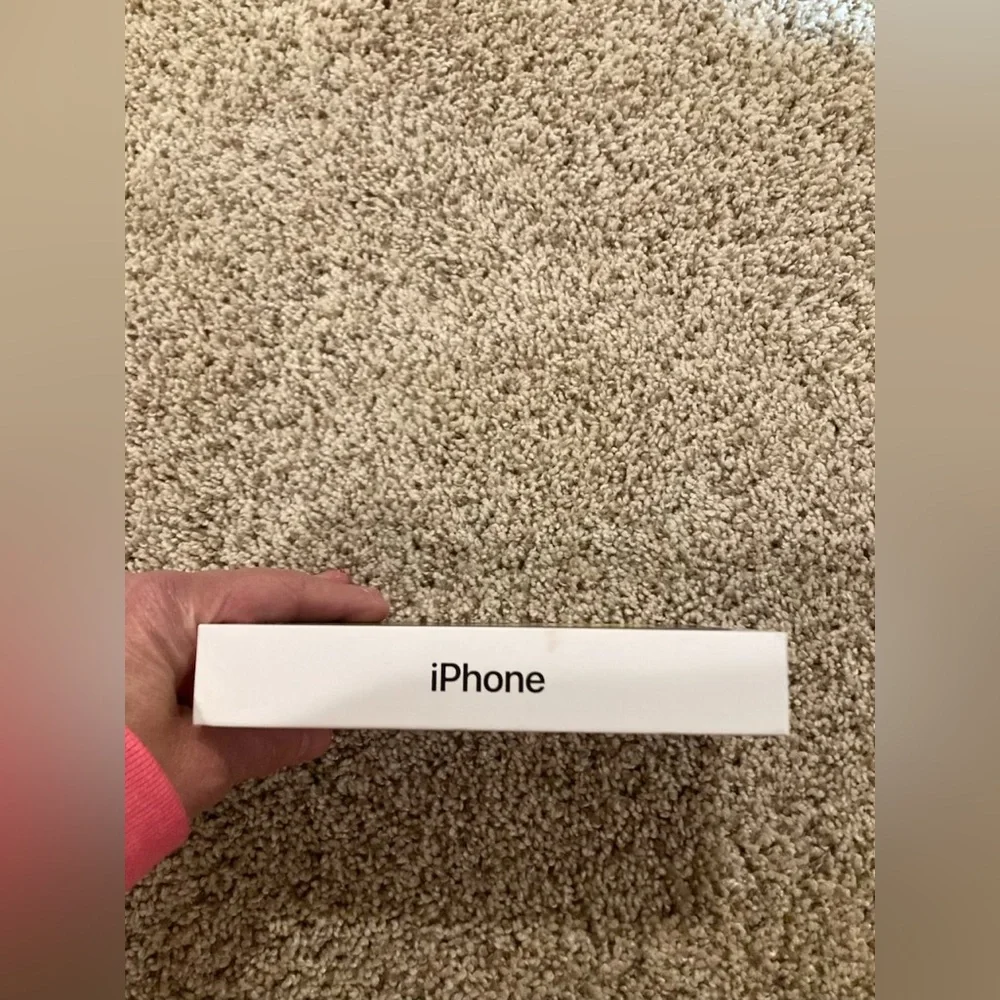 Apple iPhone SE black 64GB product box and instructions